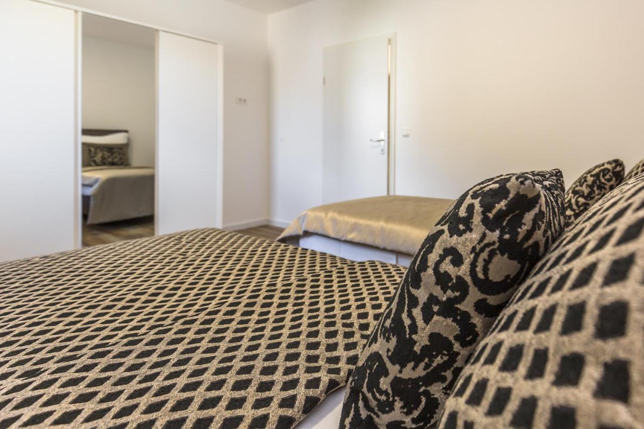 Luxury 2 Bedroom Apartment With Sea View Baska Voda Exterior photo